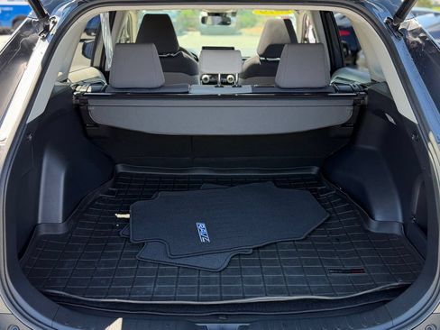 Used 2019 Toyota RAV4 XLE w/ Convenience Package AWD/4WD image 6