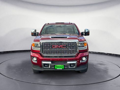 Used 2019 GMC Sierra 3500 Denali w/ Duramax Plus Package AWD/4WD image 2