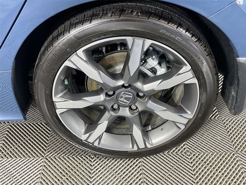 Certified 2025 Honda Civic Sport Touring image 36