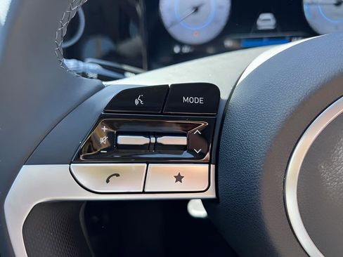 Used 2025 Hyundai Elantra Sport image 21