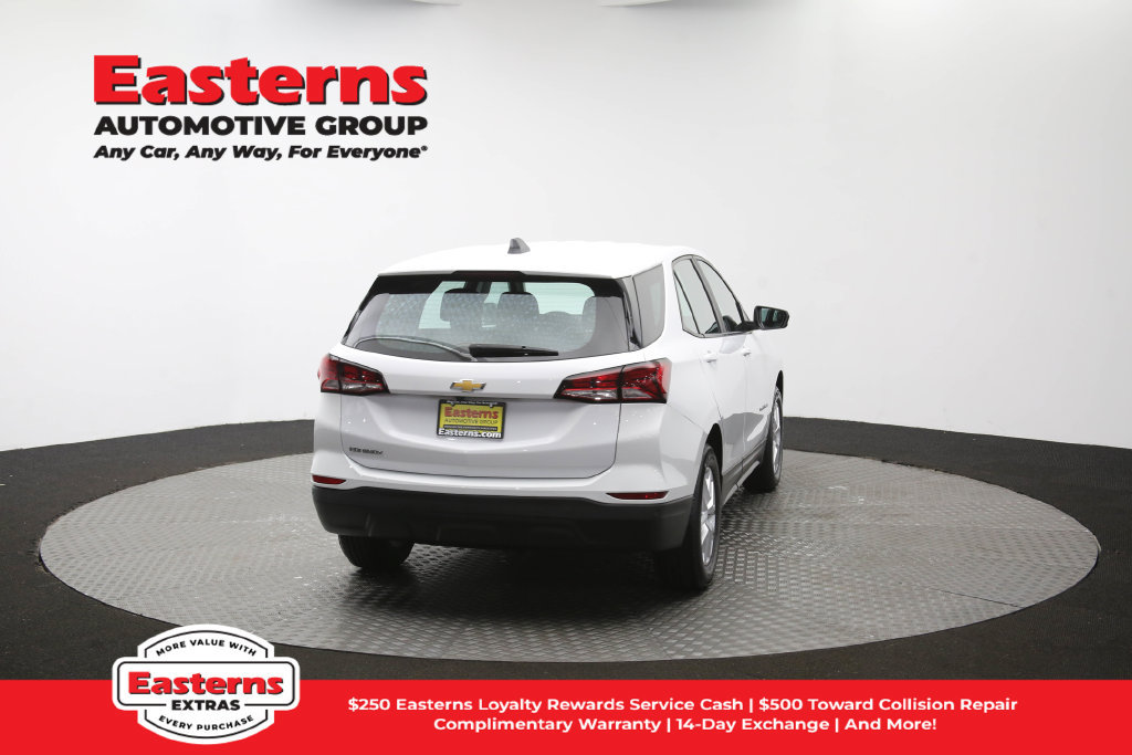 Used 2023 Chevrolet Equinox LS w/ Driver Confidence II Package FWD image 38