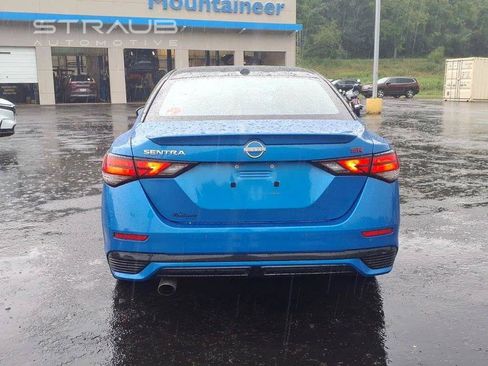 Used 2025 Nissan Sentra SR w/ SR Premium Package FWD image 7