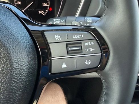 Certified 2025 Honda Pilot EX-L image 18