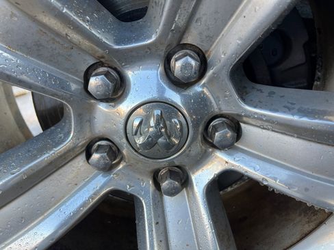 Used 2015 RAM 1500 Sport image 34