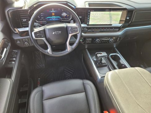 Used 2026 Chevrolet Silverado 1500 RST AWD/4WD image 15