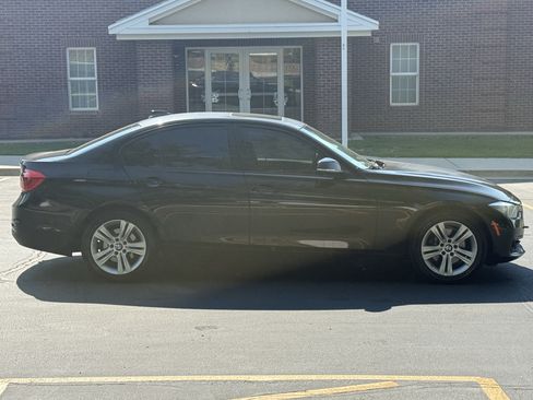 Used 2016 BMW 328i Sedan RWD image 3