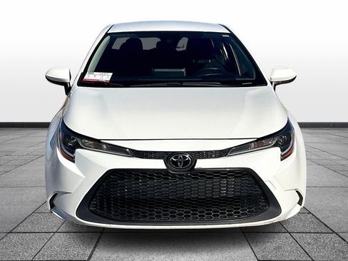 Used 2020 Toyota Corolla LE image 3