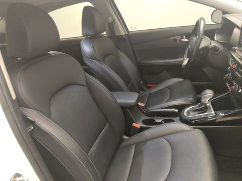 Used 2021 Kia Forte EX image 21