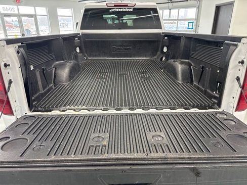 Used 2025 Chevrolet Silverado 2500 LT w/ Convenience Package image 9