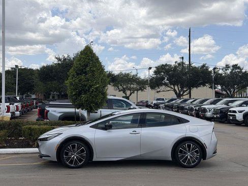 Certified 2025 Toyota Prius Limited w/ Limited Premium Package FWD image 4