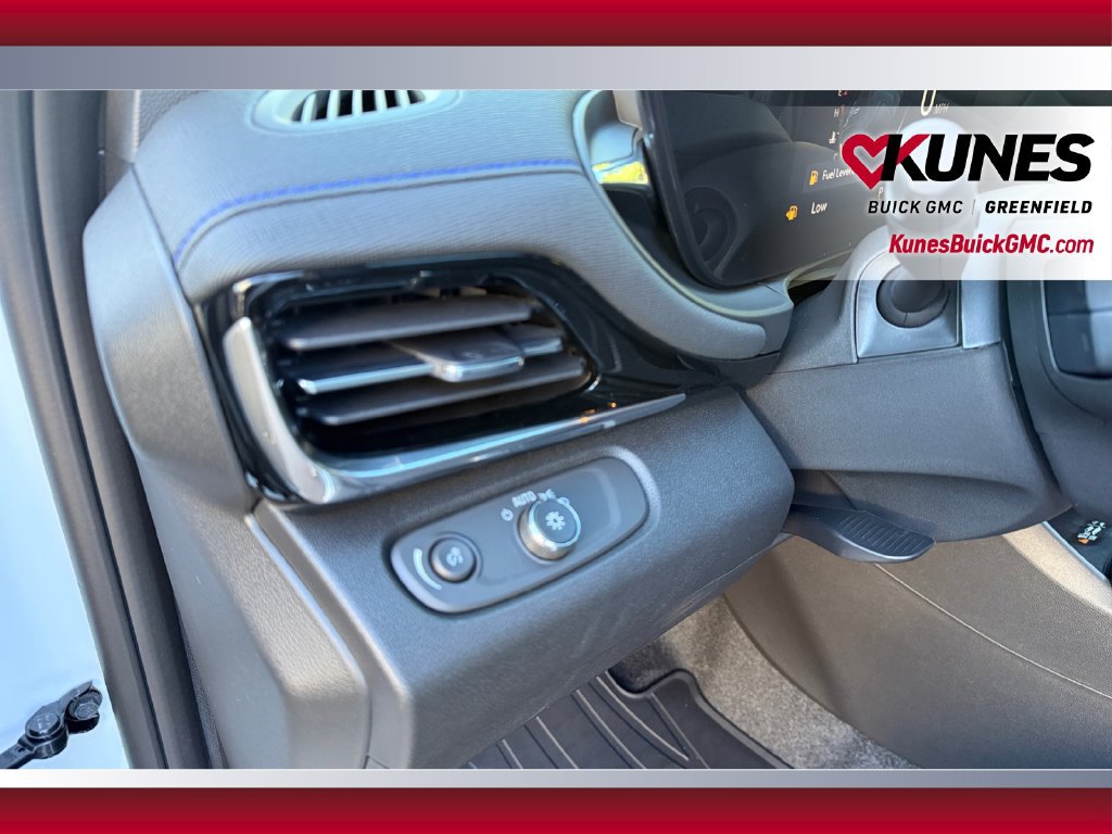 New 2026 Buick Envista Sport Touring w/ Convenience I Package FWD image 17