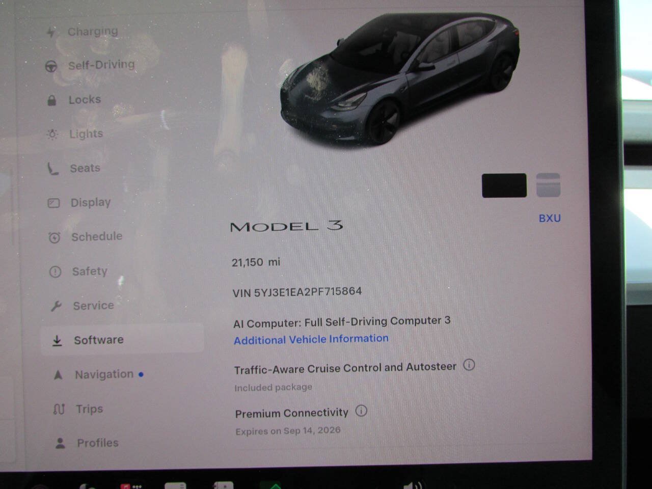 Used 2023 Tesla Model 3 Standard Range RWD image 26