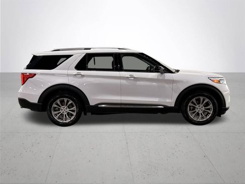 Used 2021 Ford Explorer Limited w/ Equipment Group 301A image 9