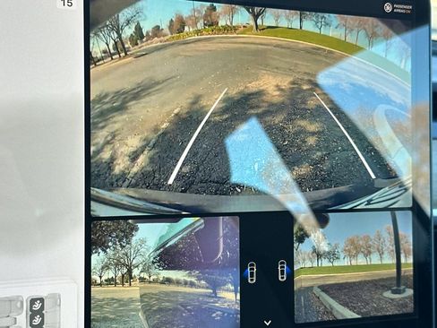 Used 2022 Tesla Model 3 Standard Range image 25