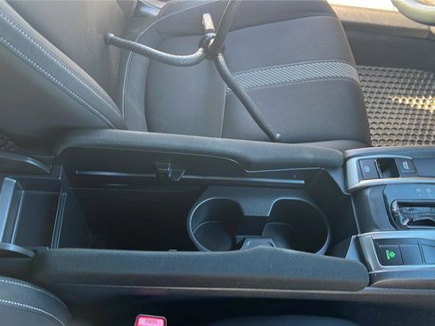 Used 2017 Honda Civic Sport image 21