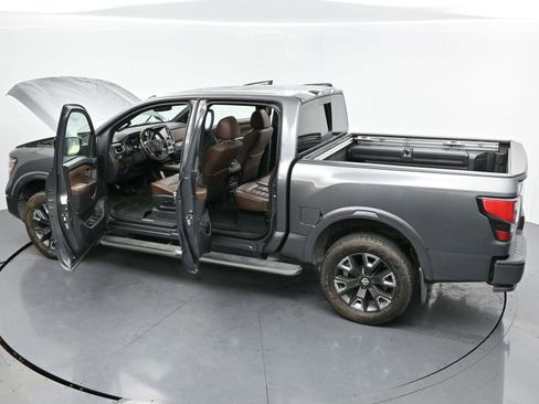 Used 2021 Nissan Titan Platinum Reserve w/ Moonroof Package image 48