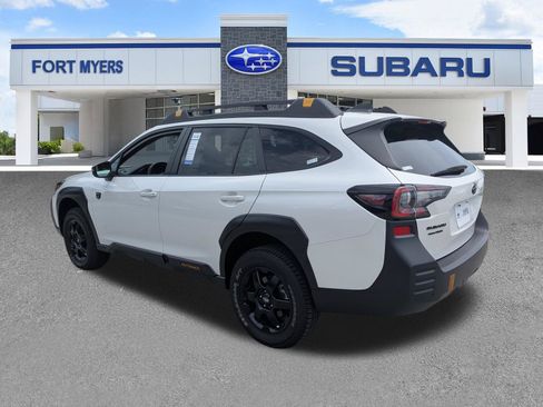 Used 2025 Subaru Outback Wilderness AWD/4WD image 6