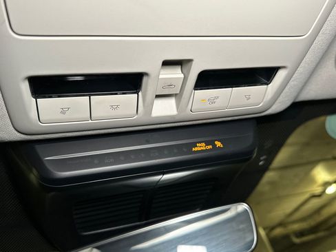 Used 2025 MAZDA MAZDA3 s image 26