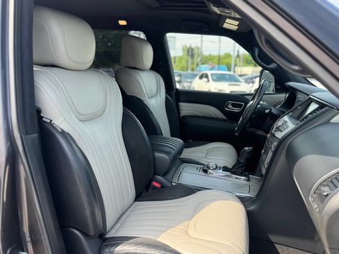 Used 2019 INFINITI QX80 Limited w/ All-Season Package AWD/4WD image 24