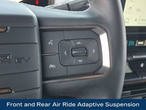 Used 2025 GMC Hummer EV 3X AWD/4WD image 8