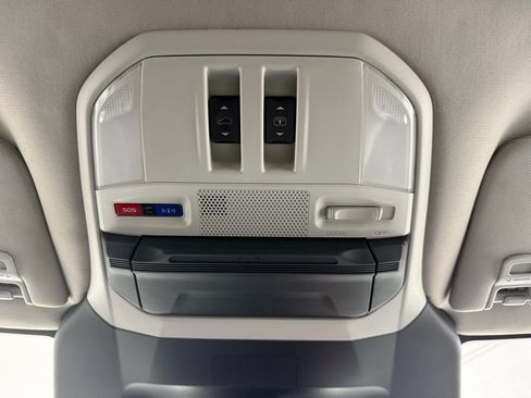 Used 2025 Subaru Ascent Onyx Edition image 29