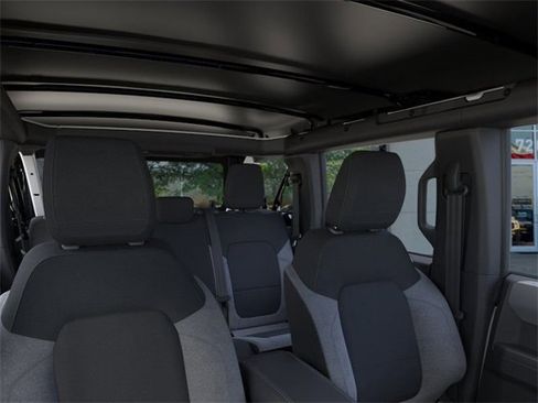 New 2025 Ford Bronco 4-Door image 12