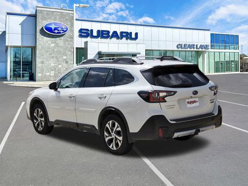 Used 2020 Subaru Outback Touring w/ Popular Package #2 AWD/4WD image 4