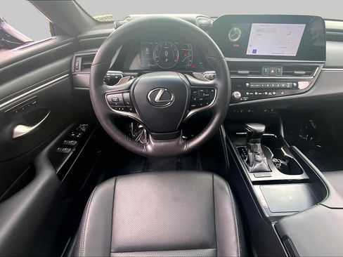 Certified 2024 Lexus ES 350 w/ Premium Package FWD image 6