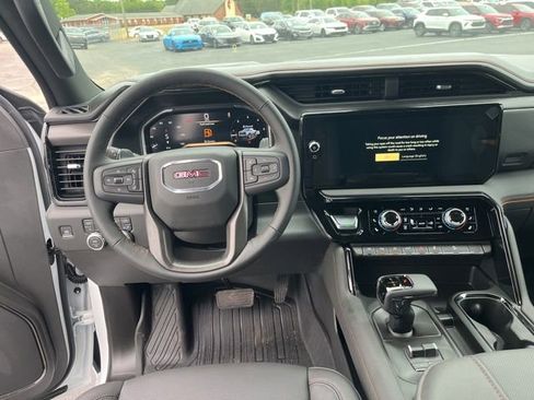 New 2026 GMC Sierra 1500 AT4 AWD/4WD image 18