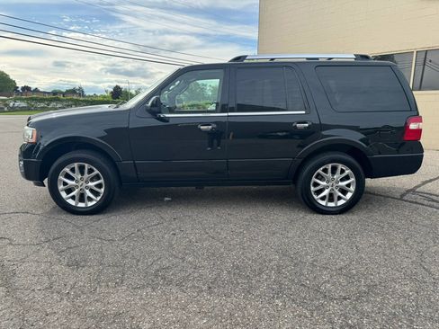 Used 2016 Ford Expedition Limited w/ Equipment Group 301A AWD/4WD image 5
