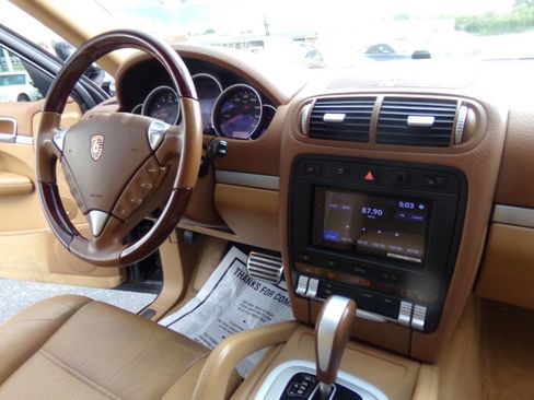 Used 2005 Porsche Cayenne S image 57