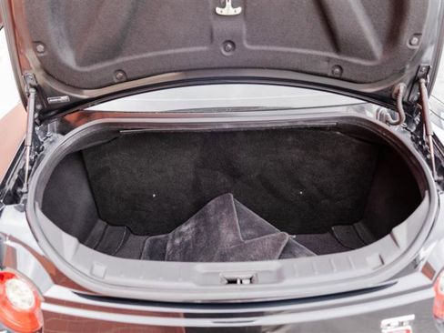 Used 2016 Nissan GT-R Premium image 12