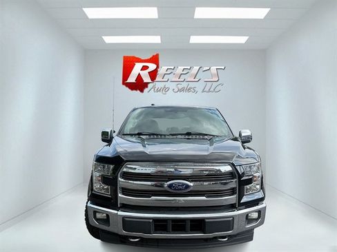 Used 2017 Ford F150 Lariat AWD/4WD image 2