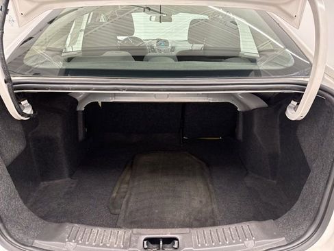 Used 2016 Ford Fiesta SE image 24