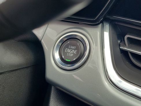 Used 2025 Chevrolet Trax LT FWD image 10