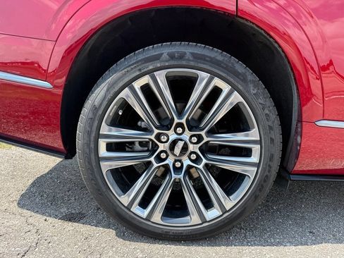 Certified 2026 Cadillac Vistiq Platinum w/ LPO, Floor Liner Package AWD/4WD image 16