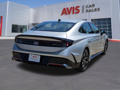Used 2025 Hyundai Sonata SEL FWD image 6