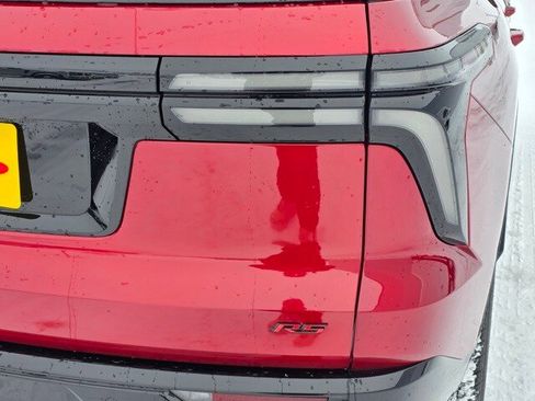 Used 2024 Chevrolet Traverse RS image 9