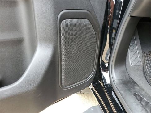 Certified 2024 Chevrolet Silverado 2500 Custom image 23