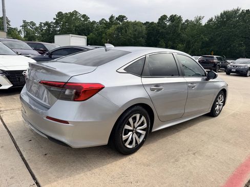 Used 2023 Honda Civic LX image 32