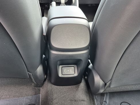 New 2026 Hyundai Elantra SEL Sport FWD image 13
