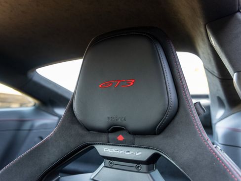Certified 2026 Porsche 911 GT3 image 32