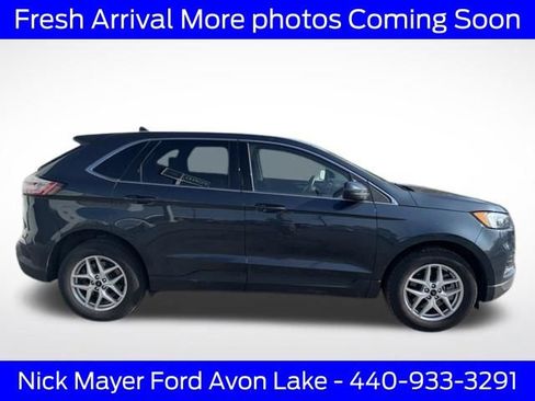 Used 2024 Ford Edge SEL w/ Convenience Package AWD/4WD image 3
