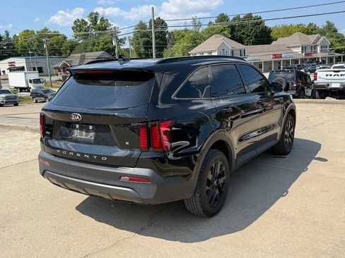 Used 2021 Kia Sorento S w/ Panoramic Sunroof Package AWD/4WD image 6