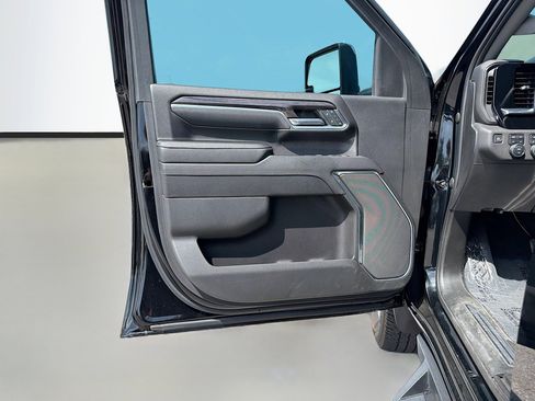 Used 2024 Chevrolet Silverado 2500 LTZ AWD/4WD image 19