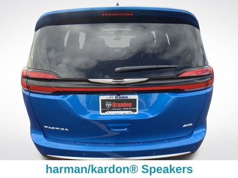 New 2026 Chrysler Pacifica Pinnacle image 5