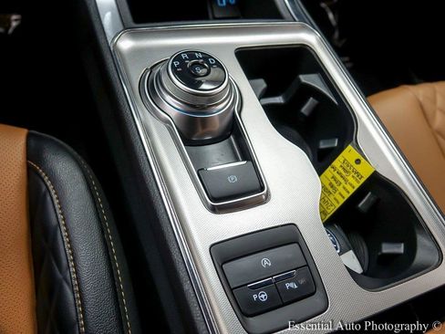 Certified 2024 Ford Edge Titanium w/ Titanium Elite Package image 19