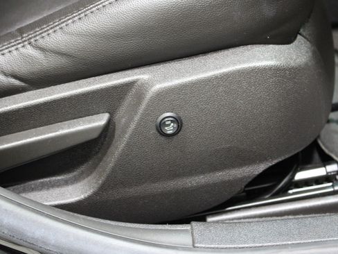 Used 2008 Cadillac CTS 3.6 RWD image 22