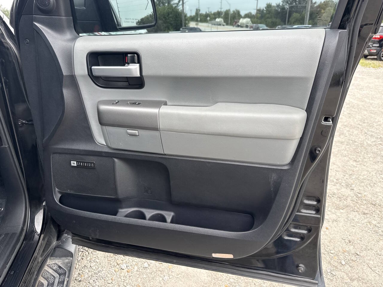 Used 2017 Toyota Sequoia Limited w/ Safety & Convenience Package AWD/4WD image 13
