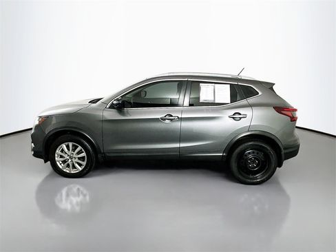 Certified 2020 Nissan Rogue Sport SV image 4